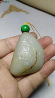 和田玉籽料人物挂件